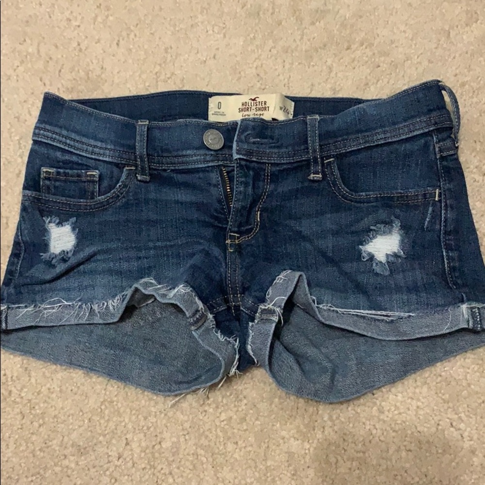 Hollister low rise short shorts